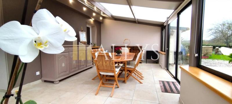 Maison - 122 m² - 7 pièces