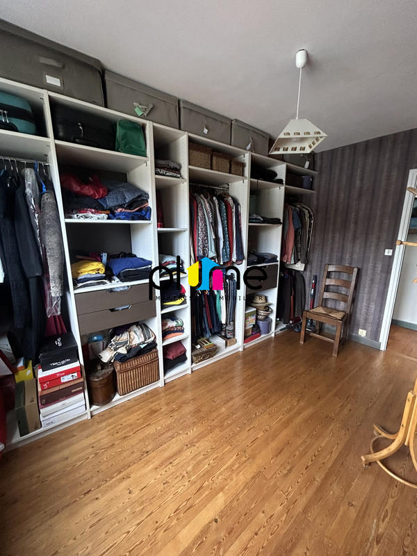 Maison - 169 m² - 7 pièces