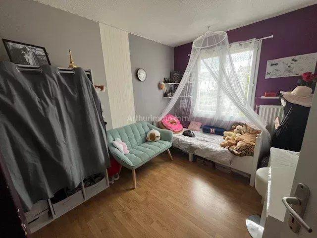 Maison - 80 m² - 5 pièces