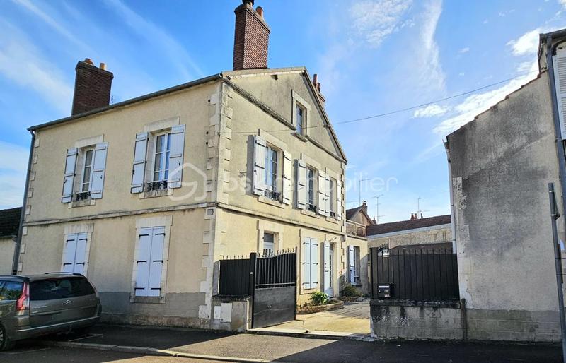 Maison de ville - 110 m² - 4 pièces