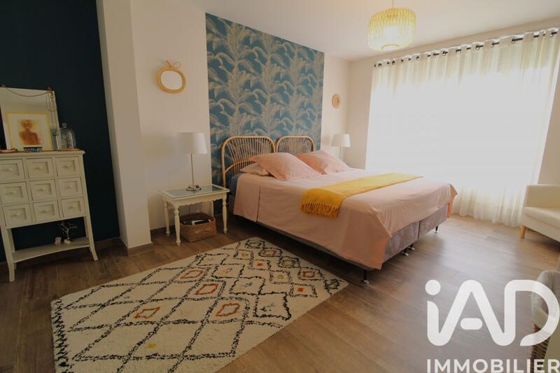 Maison - 170 m² - 6 pièces