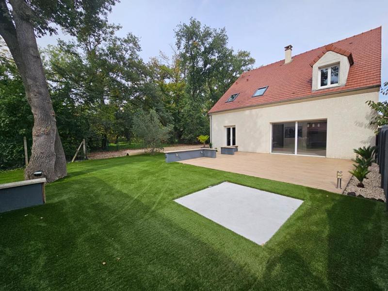 Maison - 166 m² - 6 pièces