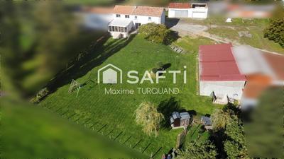 Maison - 208 m² - 8 pièces