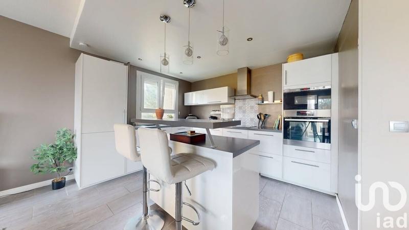 Appartement - 85 m² - 4 pièces