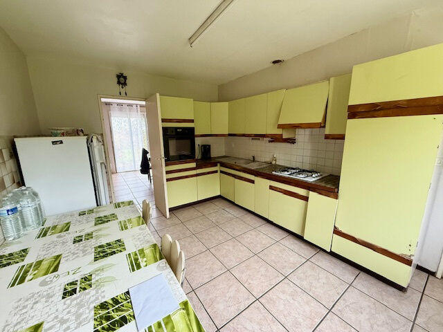 Maison - 99 m² - 5 pièces