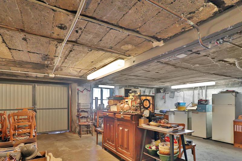 Maison - 217 m² - 10 pièces