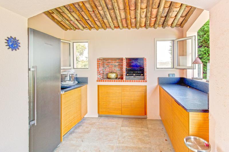 Viager - Maison - 279 m² - 7 pièces