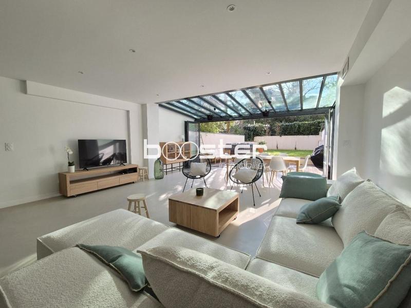 Maison ancienne - 200 m² - 6 pièces