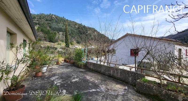 Maison - 120 m² - 7 pièces