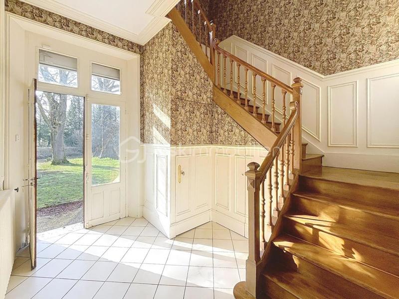 Maison de maîtres - 335 m² - 10 pièces