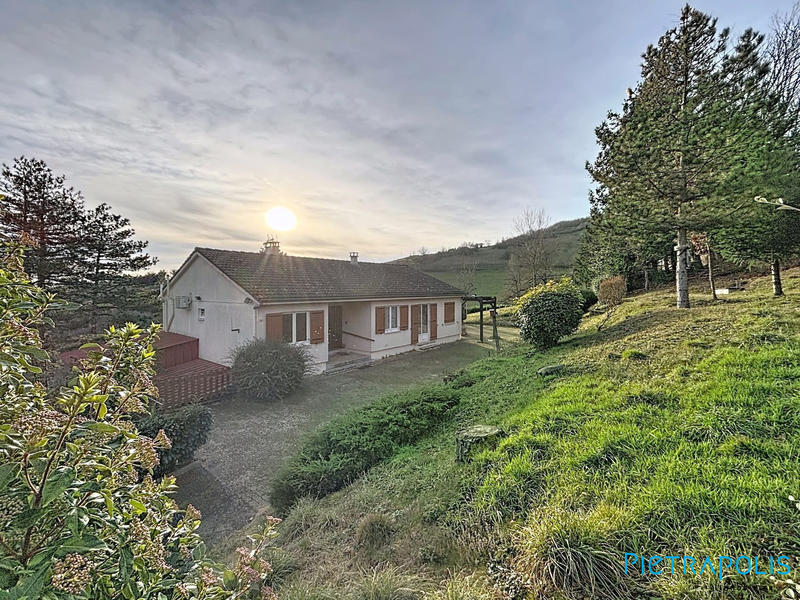 Maison - 146 m² - 6 pièces