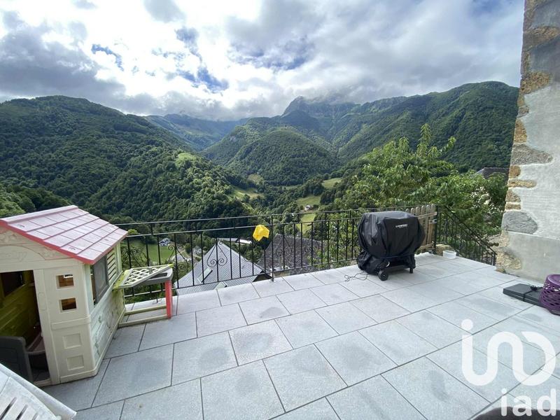 Maison - 159 m² - 5 pièces