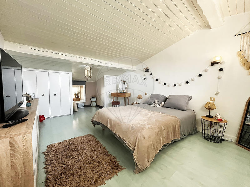 Maison - 166 m² - 6 pièces