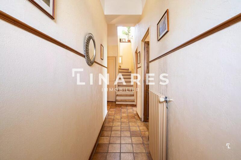 Maison - 111 m² - 6 pièces