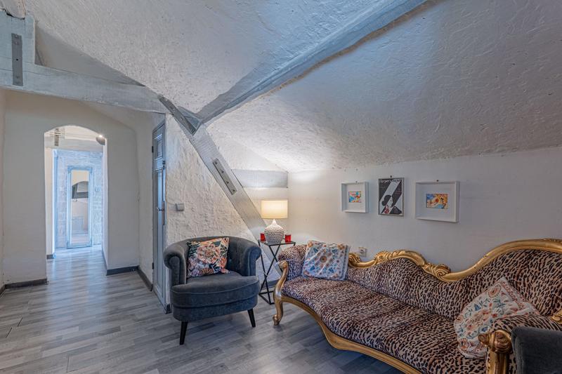 Maison - 189 m² - 7 pièces