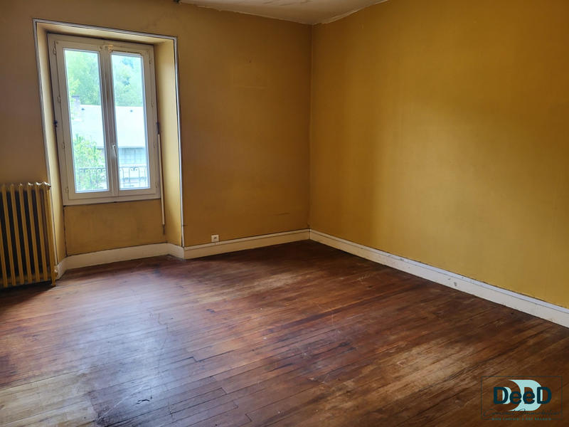 Maison - 205 m² - 7 pièces