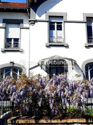 Maison - 200 m² - 8 pièces