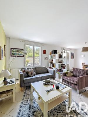 Maison - 121 m² - 6 pièces