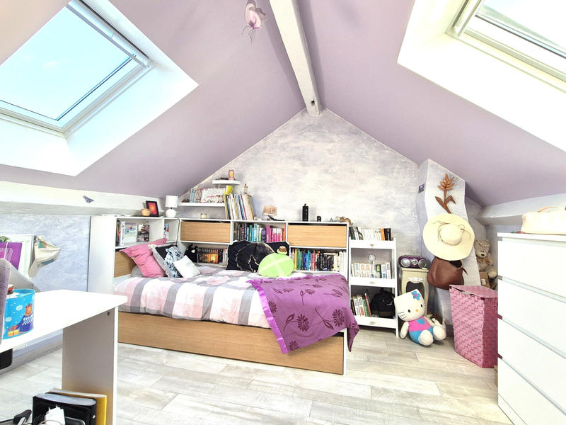 Maison - 166 m² - 8 pièces