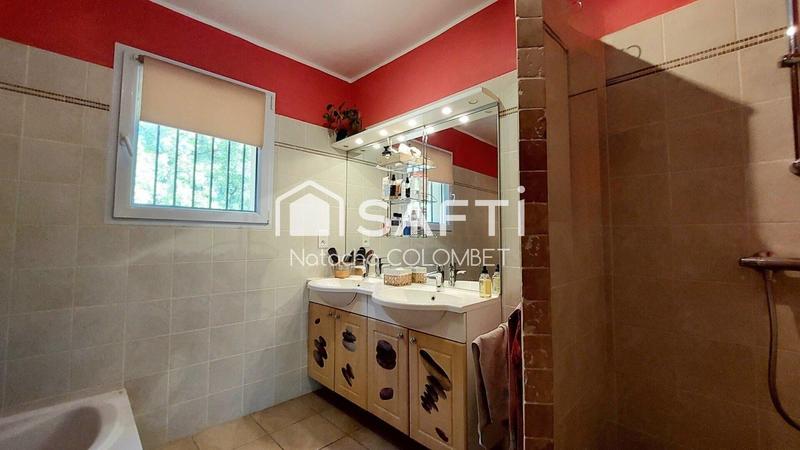 Maison - 184 m² - 5 pièces