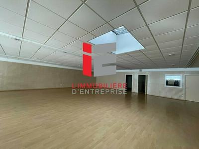 Local commercial - 233 m²