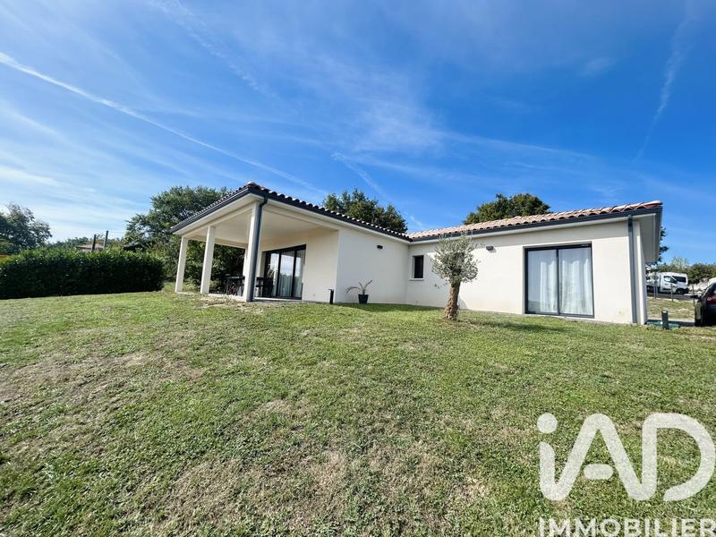 Maison - 138 m² - 6 pièces