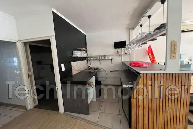 Fonds de commerce - Magasins - 100 m²