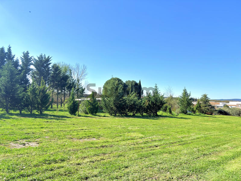 Terrain - 553 m²