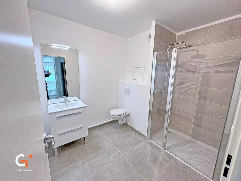 Appartement - 100 m² - 4 pièces