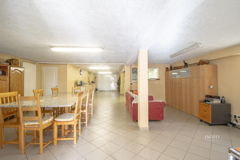 Maison - 190 m² - 7 pièces