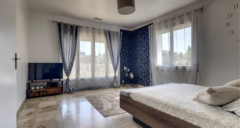 Maison - 160 m² - 6 pièces