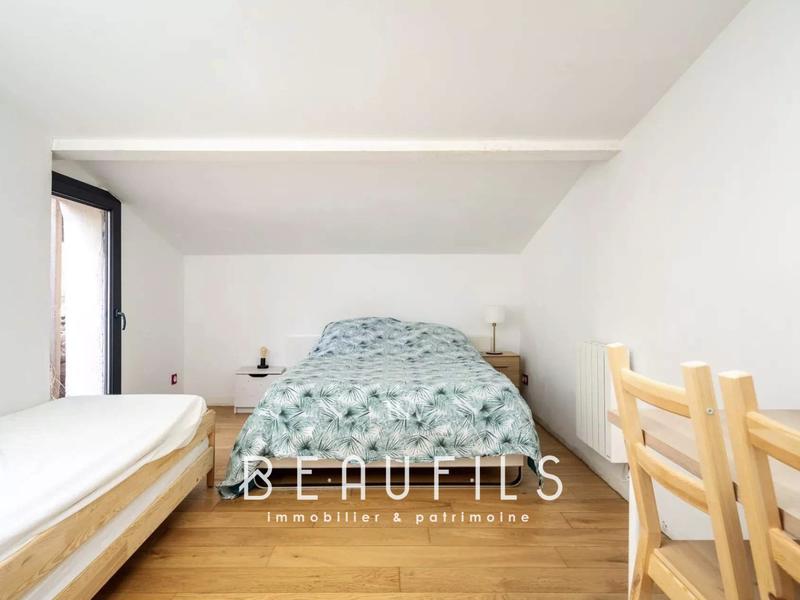 Villa - 210 m² - 8 pièces