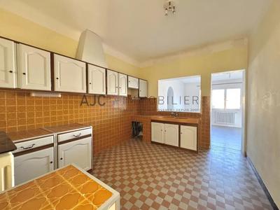 Maison de ville - 120 m² - 3 pièces