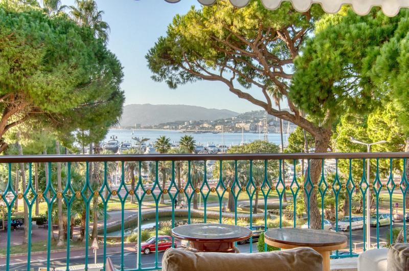 Appartement - 103 m² - 4 pièces