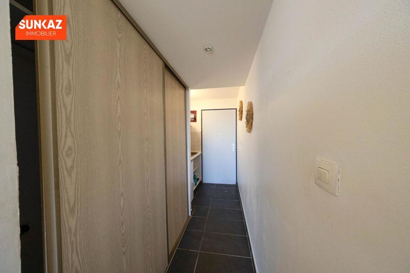 Studio - 25 m² - 1 pièce