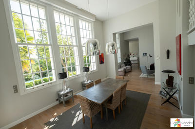 Villa - 204 m² - 8 pièces