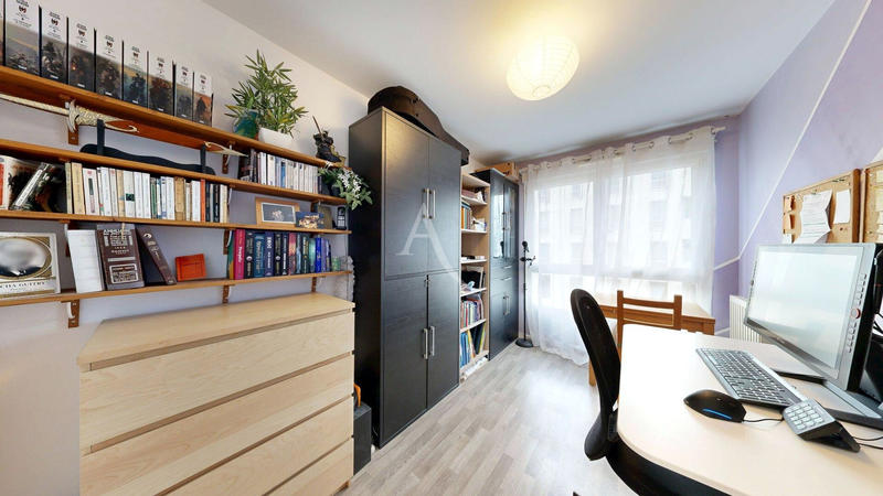 Appartement - 84 m² - 4 pièces