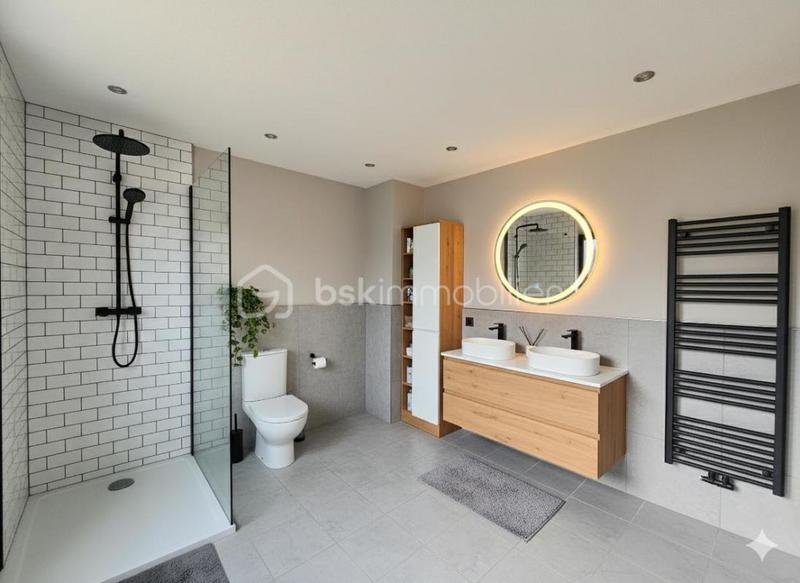 Maison - 130 m² - 6 pièces