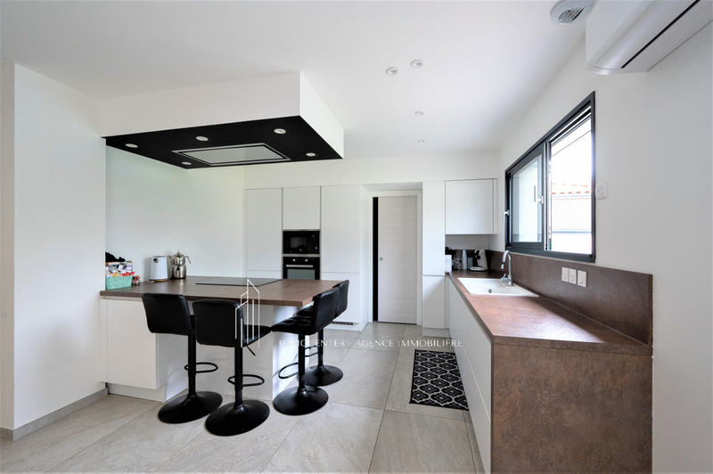 Villa - 134 m² - 5 pièces