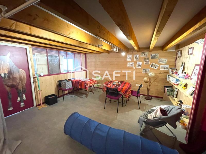 Maison - 186 m² - 7 pièces