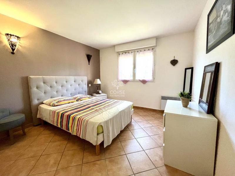 Maison - 103 m² - 4 pièces