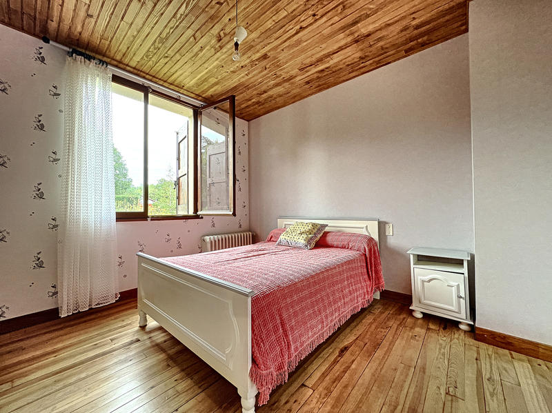 Maison - 105 m² - 4 pièces