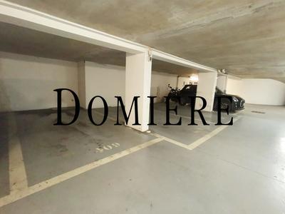 Parking / Garage - 12 m²