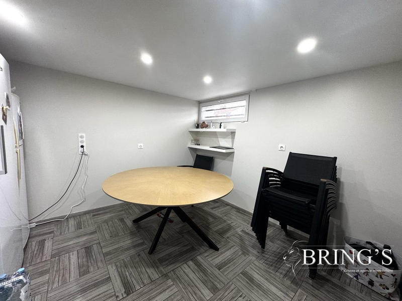 Maison - 100 m² - 5 pièces