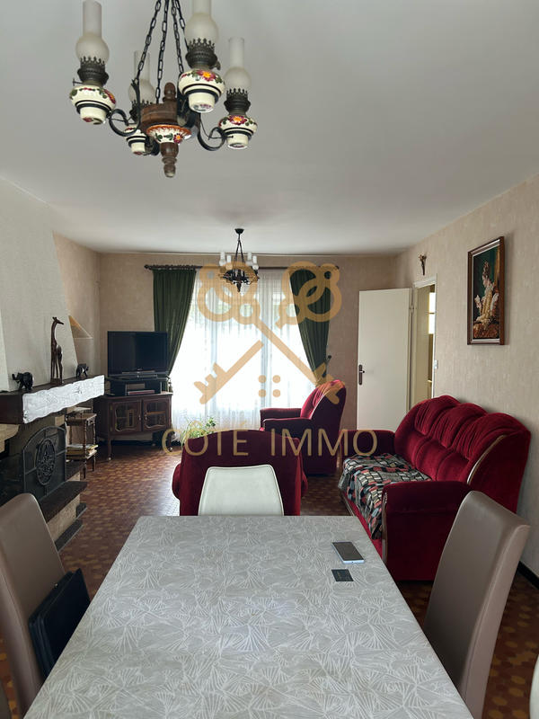 Maison - 90 m² - 4 pièces