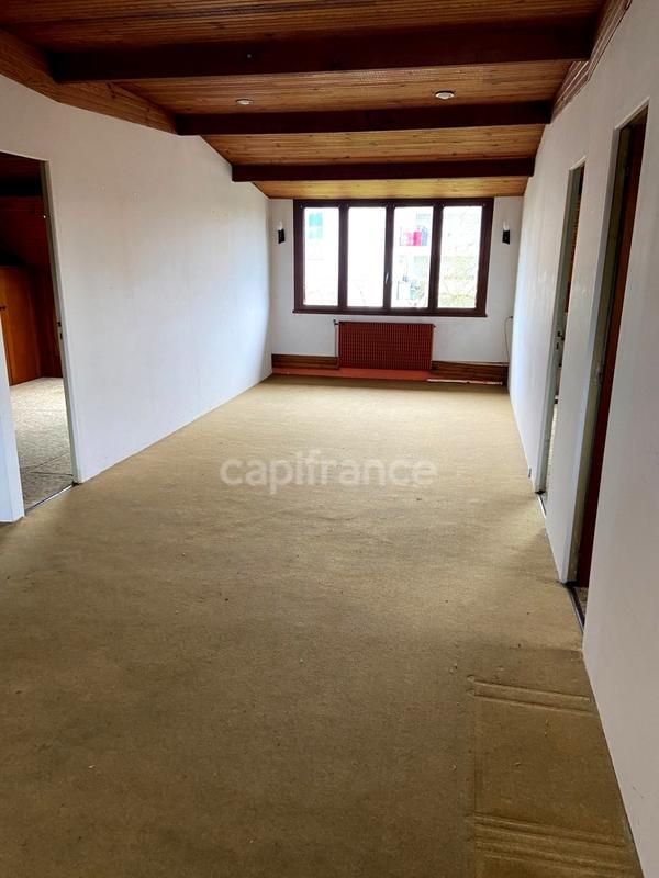 Maison - 162 m² - 10 pièces