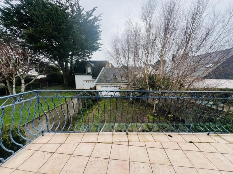 Pavillon - 132 m² - 7 pièces