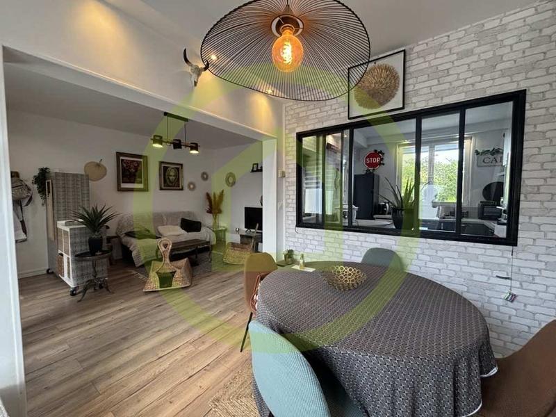 Maison - 100 m² - 4 pièces