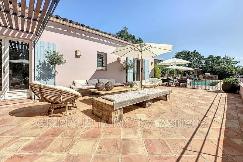 Villa - 280 m² - 10 pièces