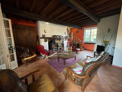 Maison - 192 m² - 7 pièces